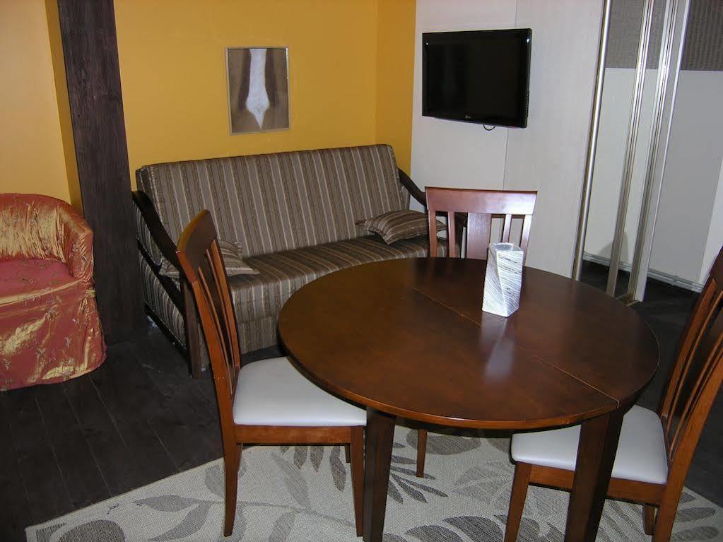 Art Villa On Sumskaya Street Kharkiv Extérieur photo