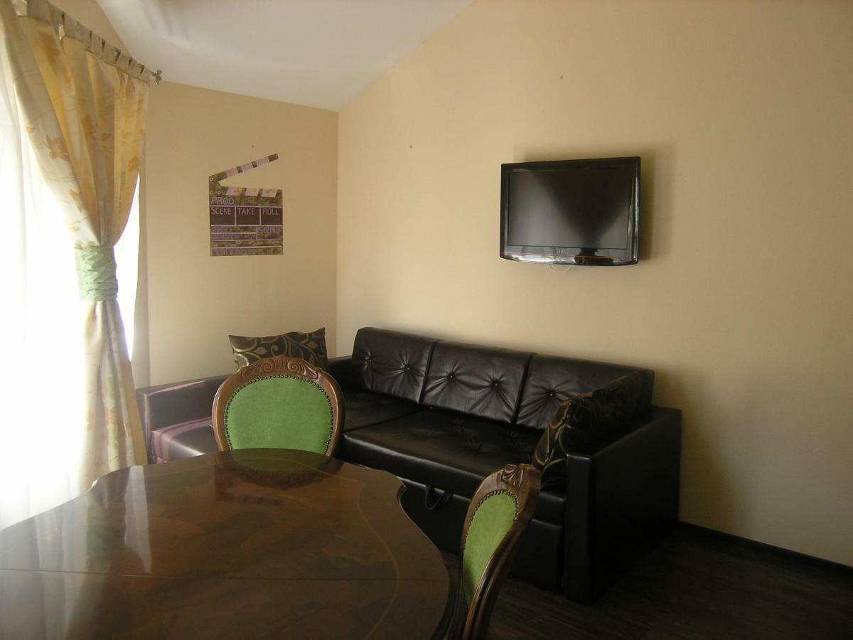 Art Villa On Sumskaya Street Kharkiv Extérieur photo